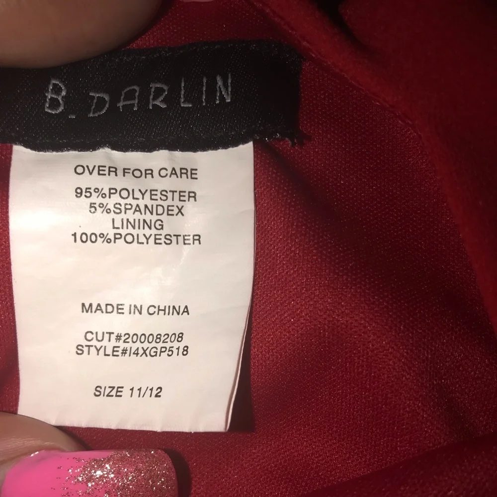 NWOT B. Darlin Red Dress👗 Open Tie Back Size 11/12 Never Worn/Never Tried On - Picture 3 of 3